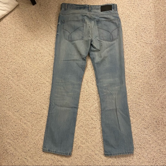 Men’s Calvin Klein Slim Straight Light-wash Jeans - Picture 3 of 6